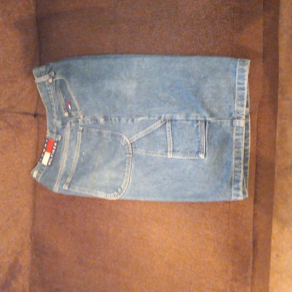 Tommy Hilfiger Denim Cargo Shorts - Picture 2 of 2